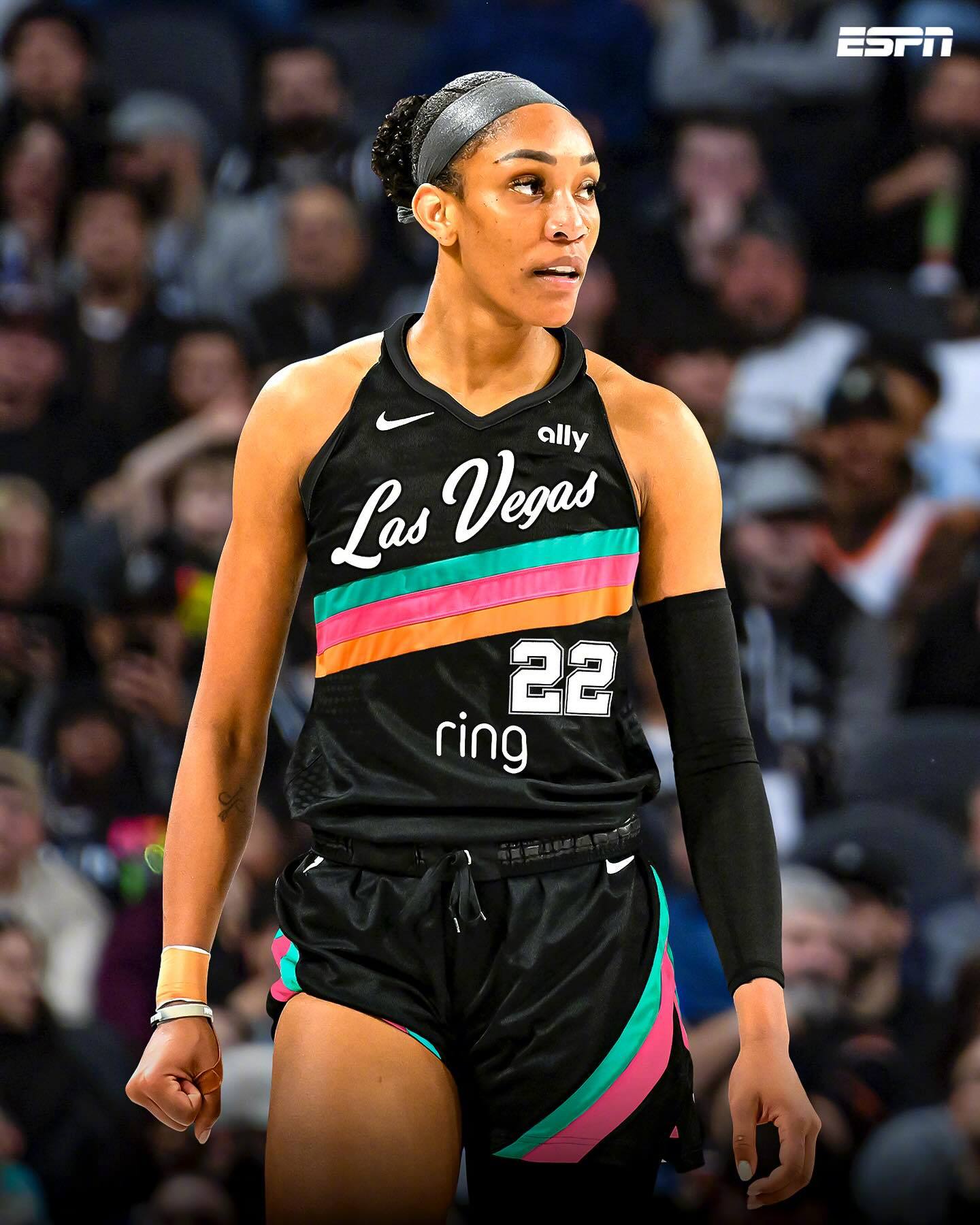 WNBA球衣融入同城NBA球队元素_新浪新闻
