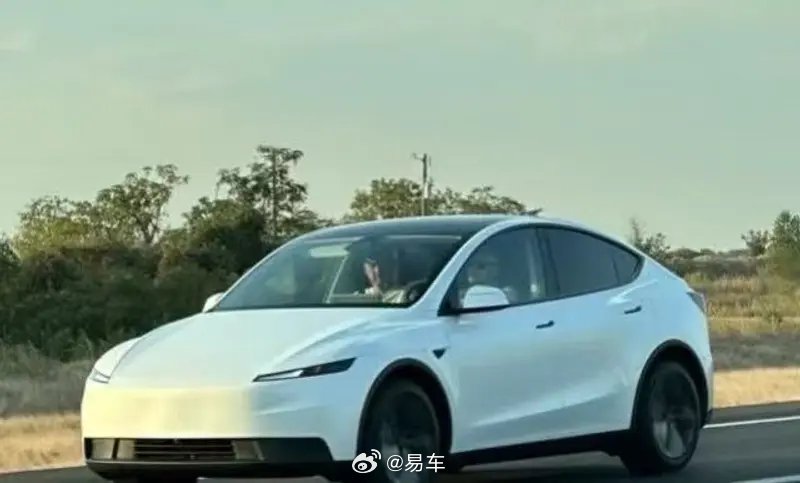 特斯拉Model Y标准版谍照曝光，取消贯穿灯带售价3.5万美金