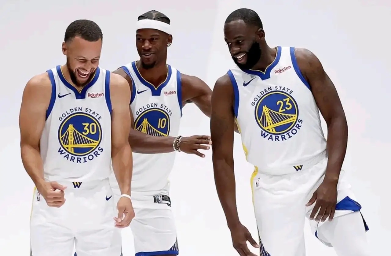 库里下一份合同或达1.5亿 27年薪资帽大涨或至3亿