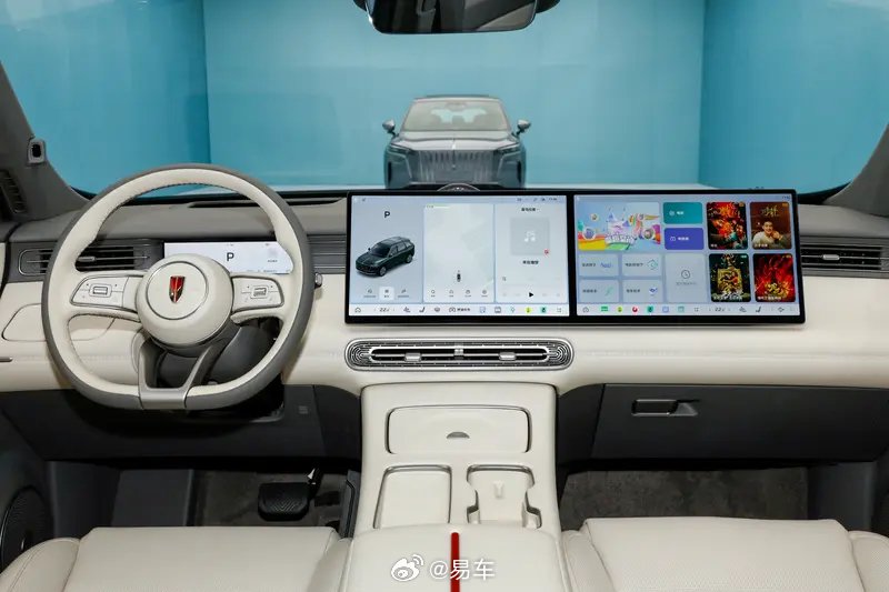 红旗HS6 PHEV内饰首发，搭载副驾双连屏与<em>车</em><em>载</em><em>冰箱</em>