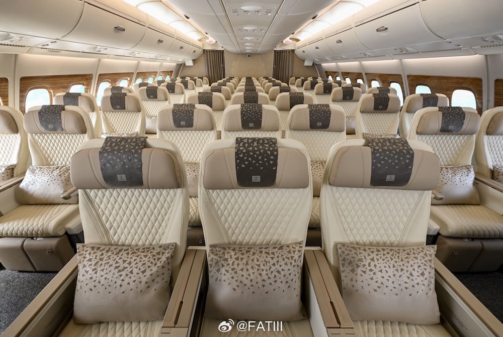 阿航15架A380改装三舱，超级经济舱增至56席-新浪汽车
