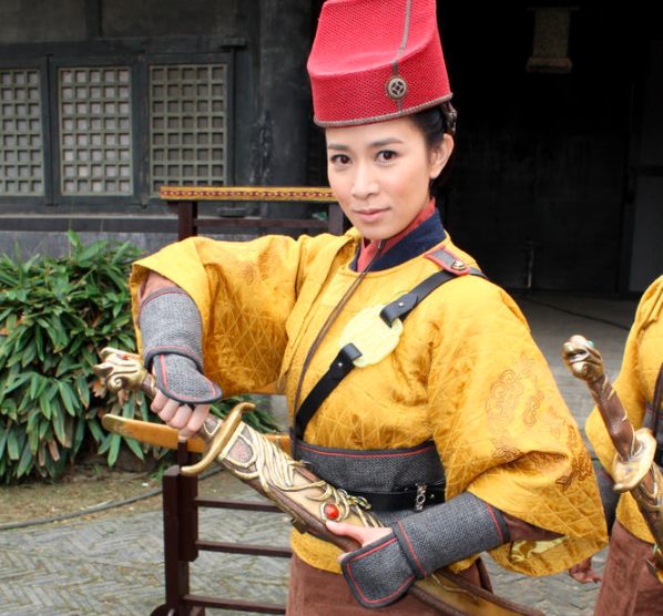 带刀女捕快-柳明月