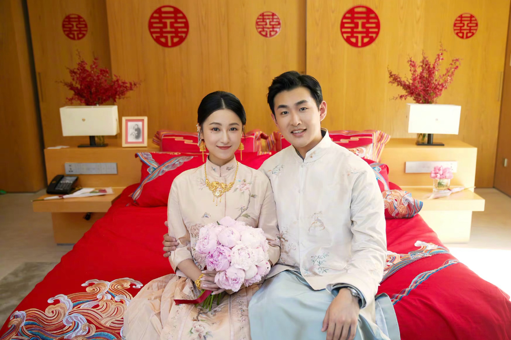 王彦霖艾佳妮婚礼现场曝光像童话世界伴郎团阵容强大
