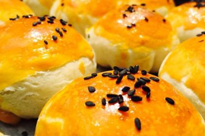 如何做蛋黄酥视频 fc65-fac5cf327b37e5db5157fa4b590a26e6.png