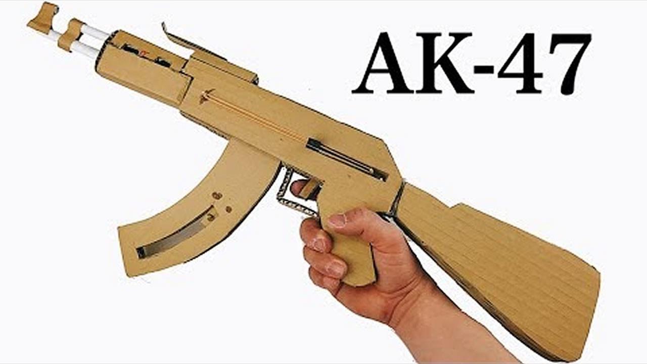 大神用纸板制作ak47这动手能力满分