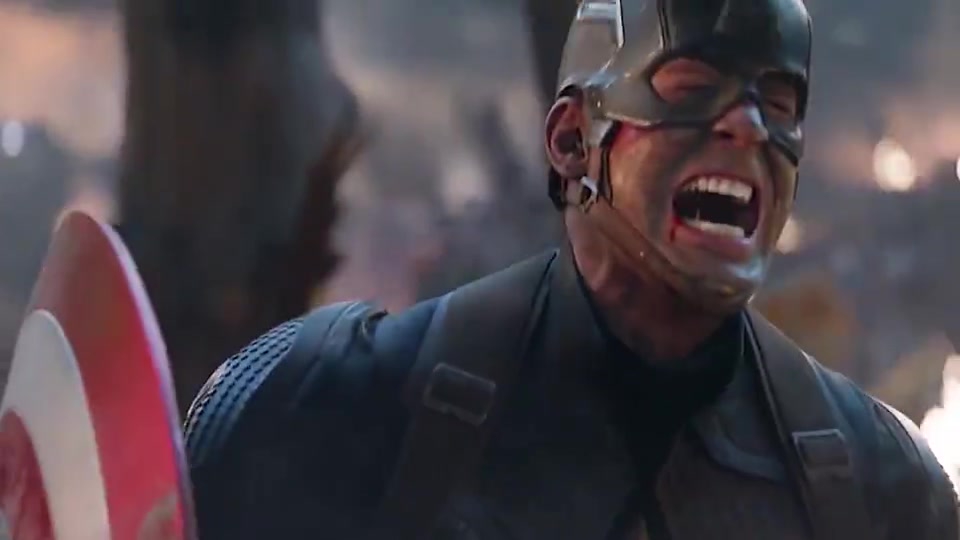 美队一人对抗灭霸大军,不愧是队长