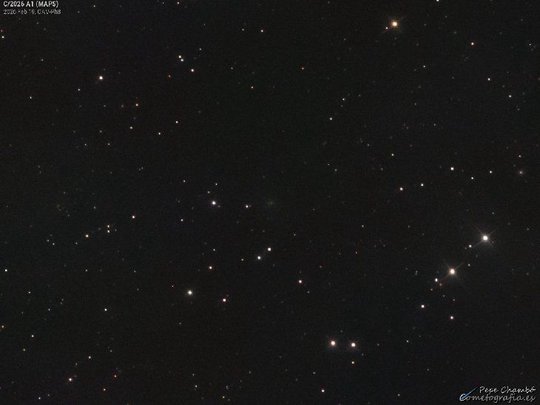 西班牙瓦伦西亚拍摄彗星C2026A1现淡绿色彗发|波江座|天文|天体|恒星|天文学_新浪新闻