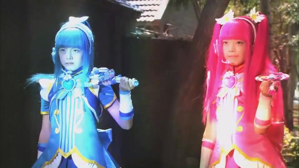 小魔仙:美琪美雪不敌哈莱三傻,危难之际,奥玛赶到击退三傻