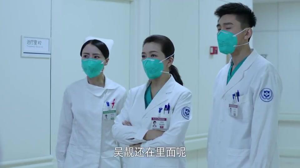 急诊科医生:感染隔离区孕妇生产,外科女医生临时上阵,霸气接生