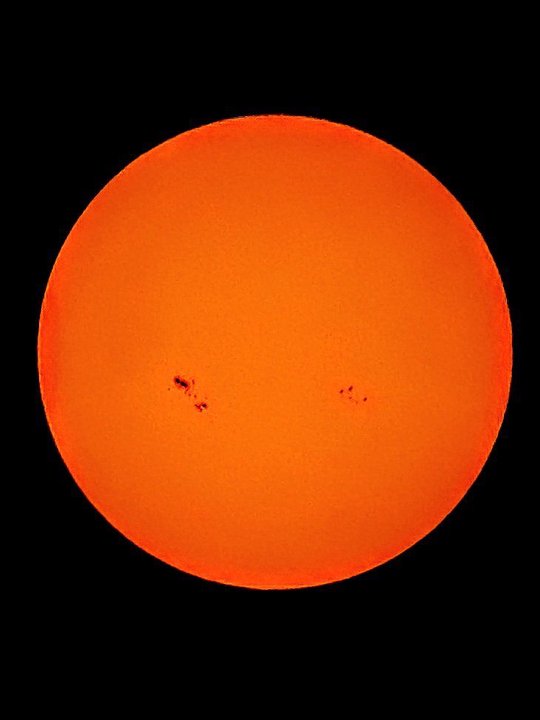太阳黑子影像记录与天文观测分享 太阳黑子影像记录与天文观测分享