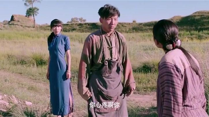 驴得水:村妇要动任素汐,铁匠脾气爆发,不再懦弱下去