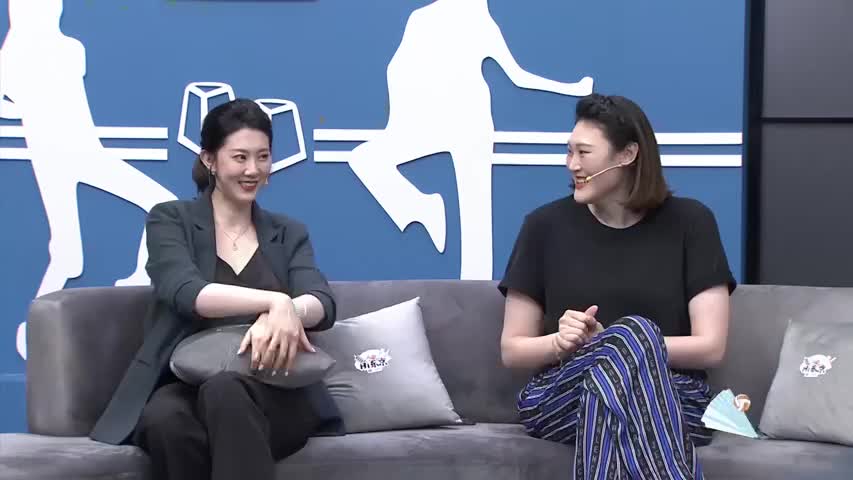 【hi 东京】王一梅薛明初见:从游泳队转过来 留寸头被妈妈送来