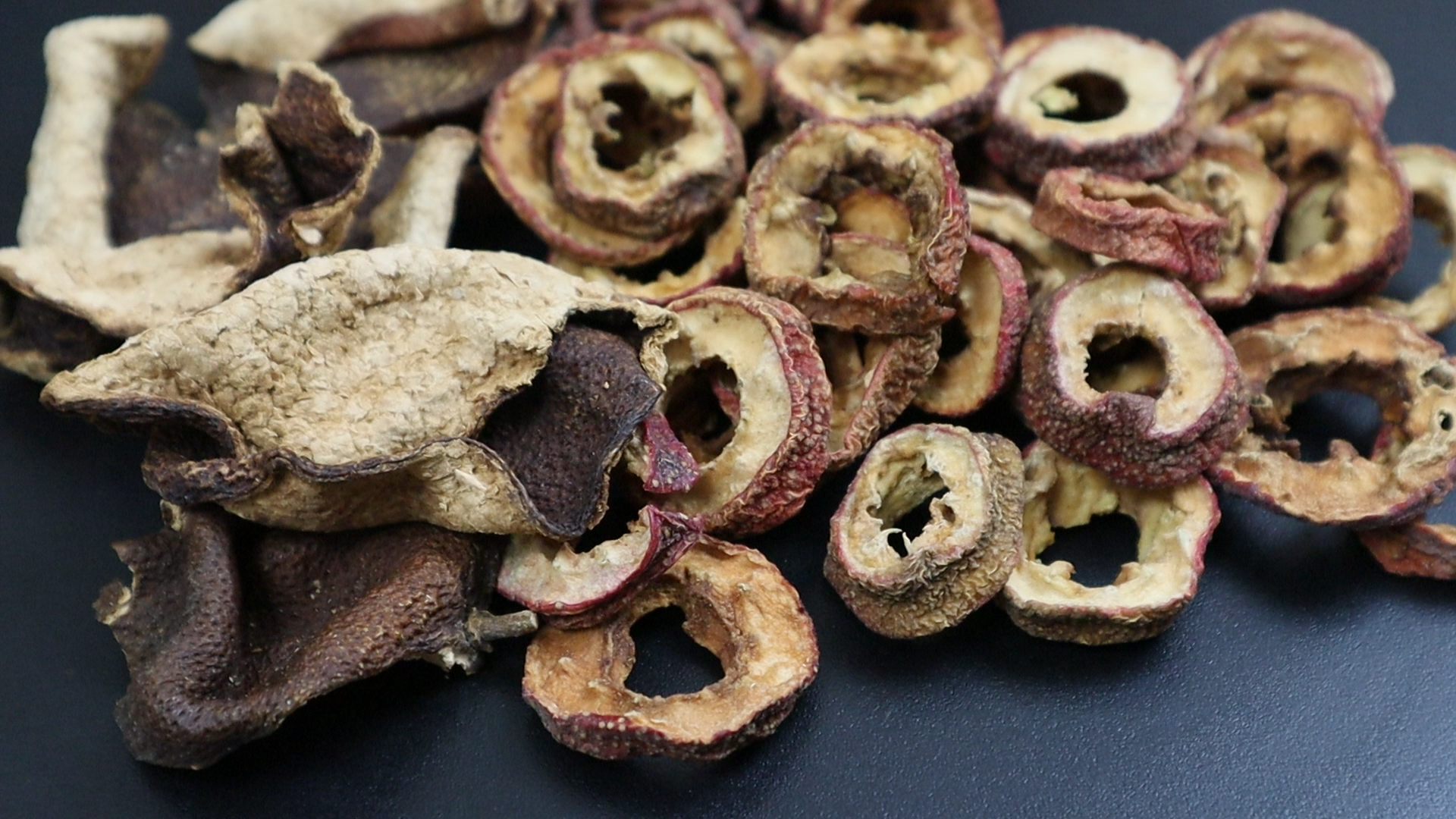 山楂搭配陈皮真好全身畅通了脸也红润了小肚子整齐了