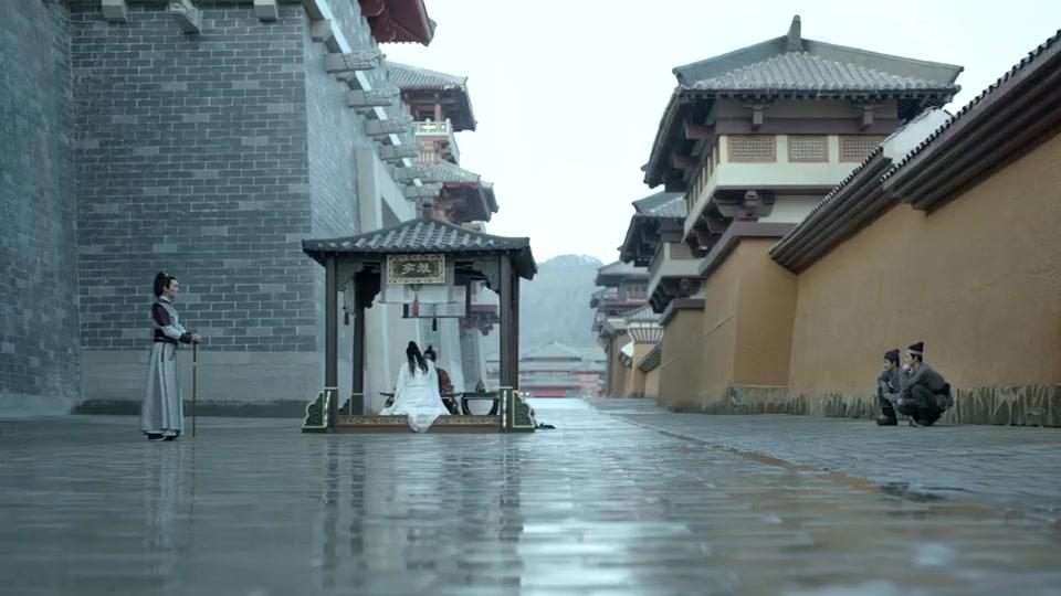 庆余年:二皇子为喝酒,路上搭了个亭子,人一走就拆了