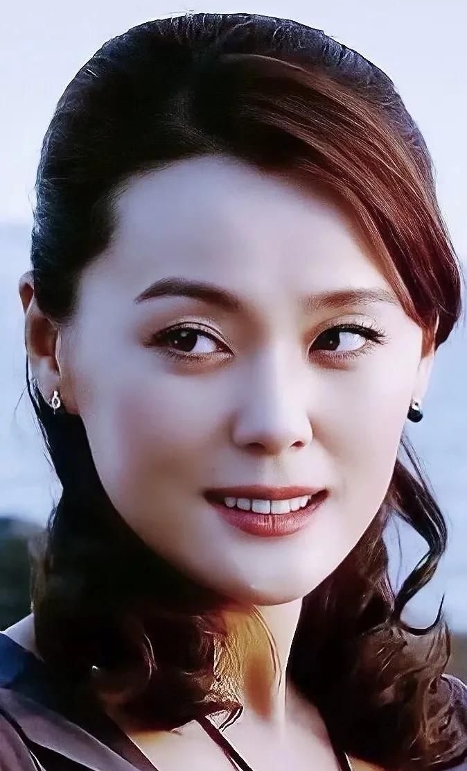 梁爱琪高清美丽写真惊艳迷人