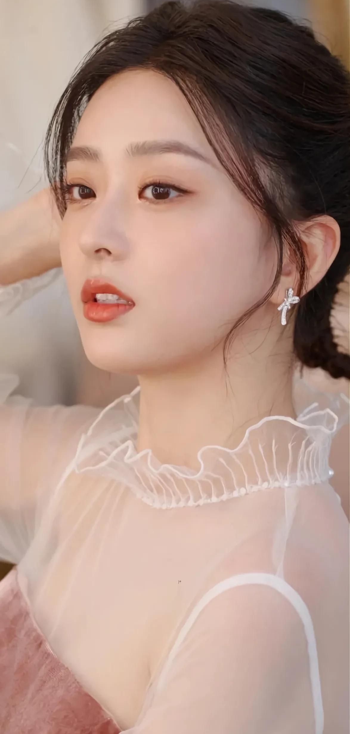 王嘉丽真的好美,楚楚动人!_高清图集_新浪网