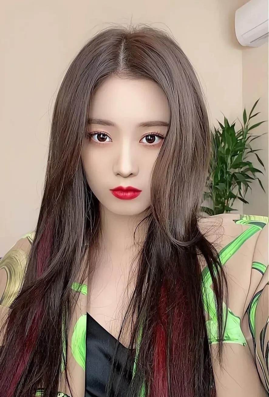 徐艺洋高清美丽写真,楚楚动人!