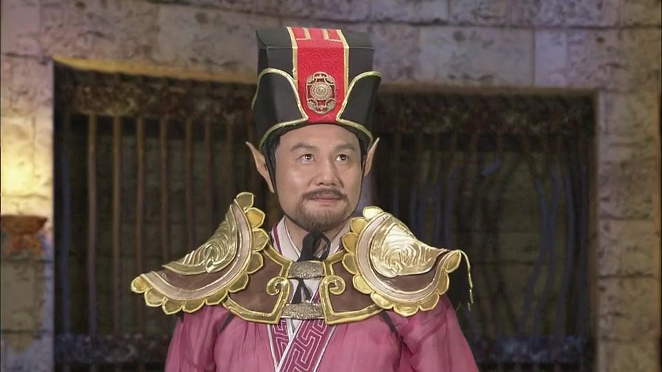 天庭被巨蟒袭击,武德星君趁放出上古巨妖,趁乱下界