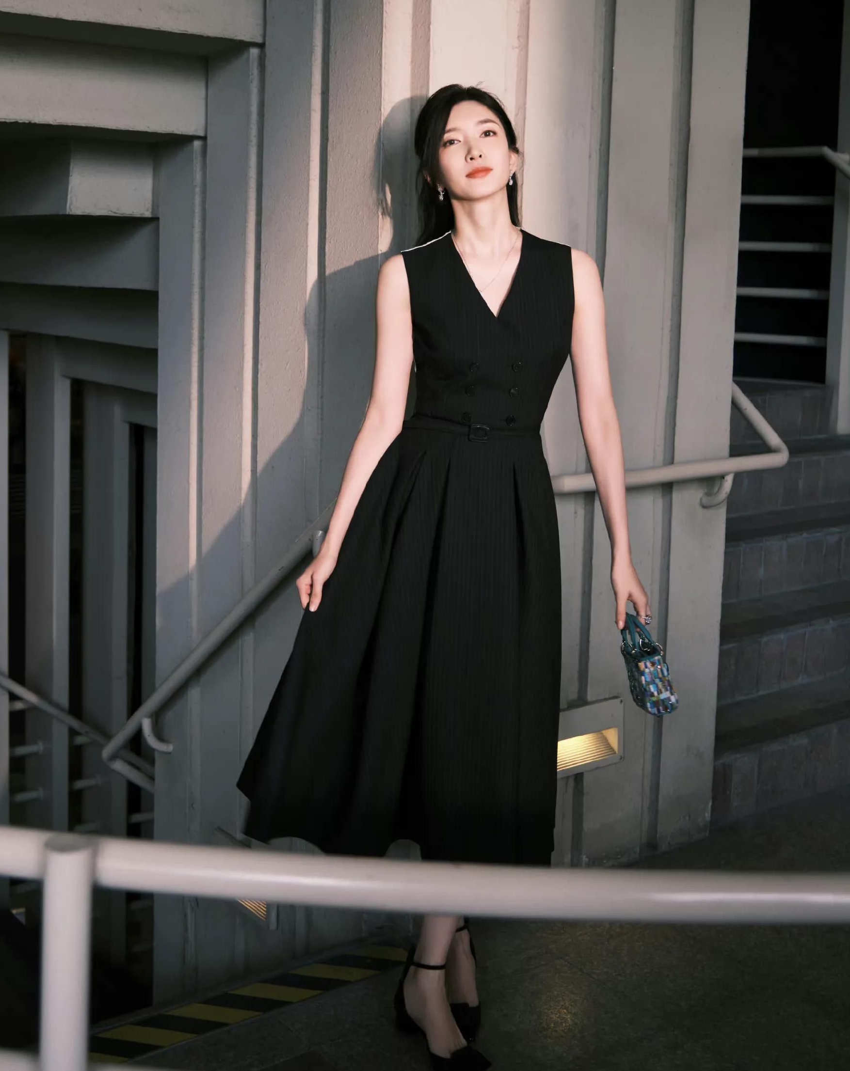 江疏影落日光影写真,温婉优雅,美艳动人!_高清图集_新浪网