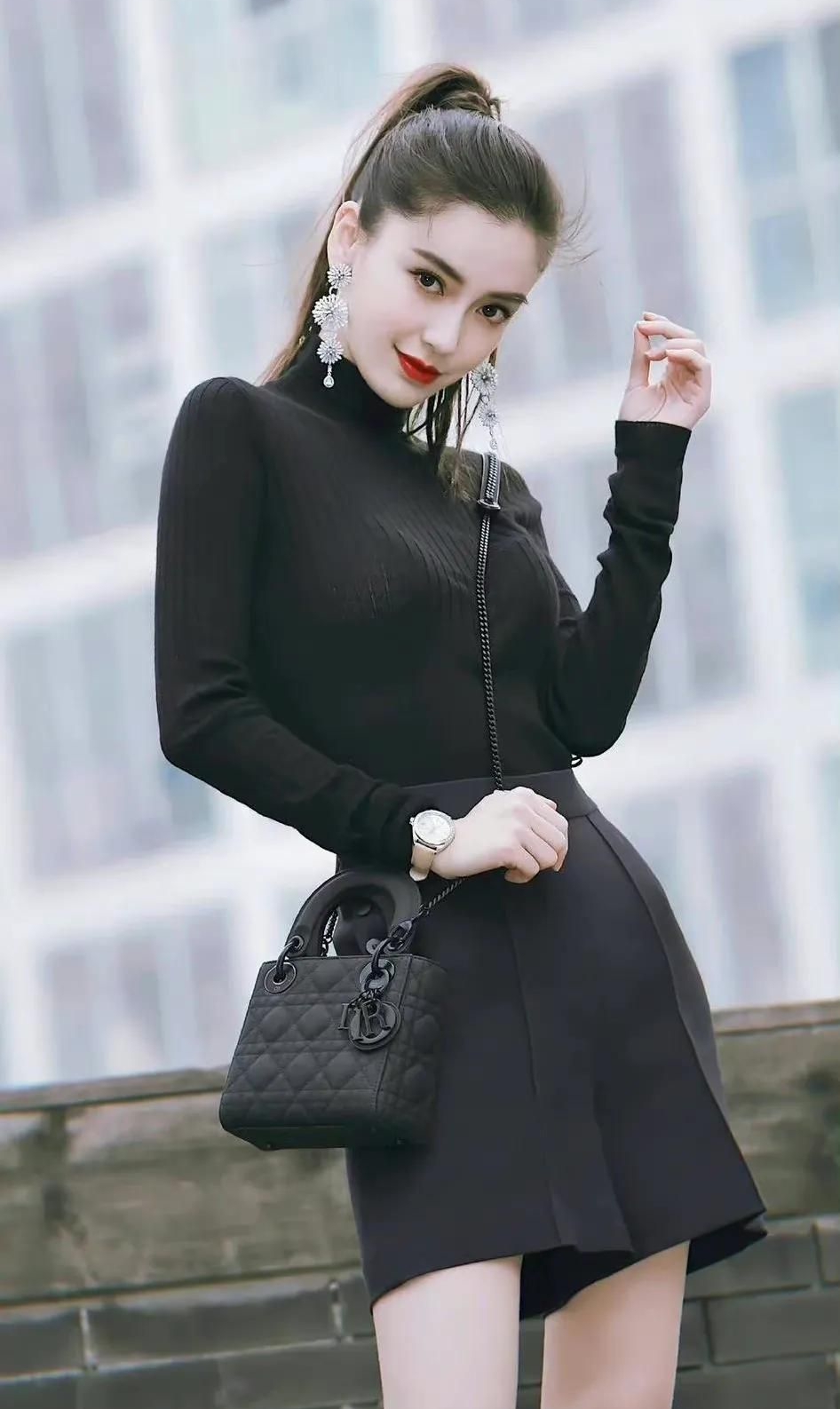 杨颖时尚穿搭淡雅娴静风姿绰约