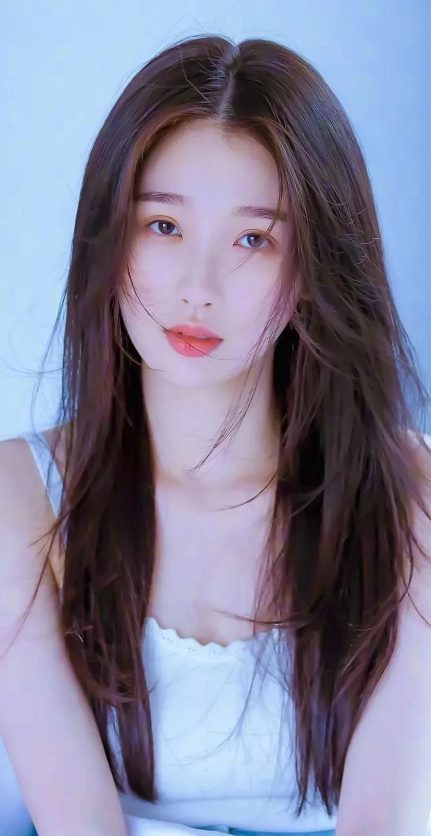 虞书欣端庄优雅俏媚写真,优雅迷人!_高清图集_新浪网