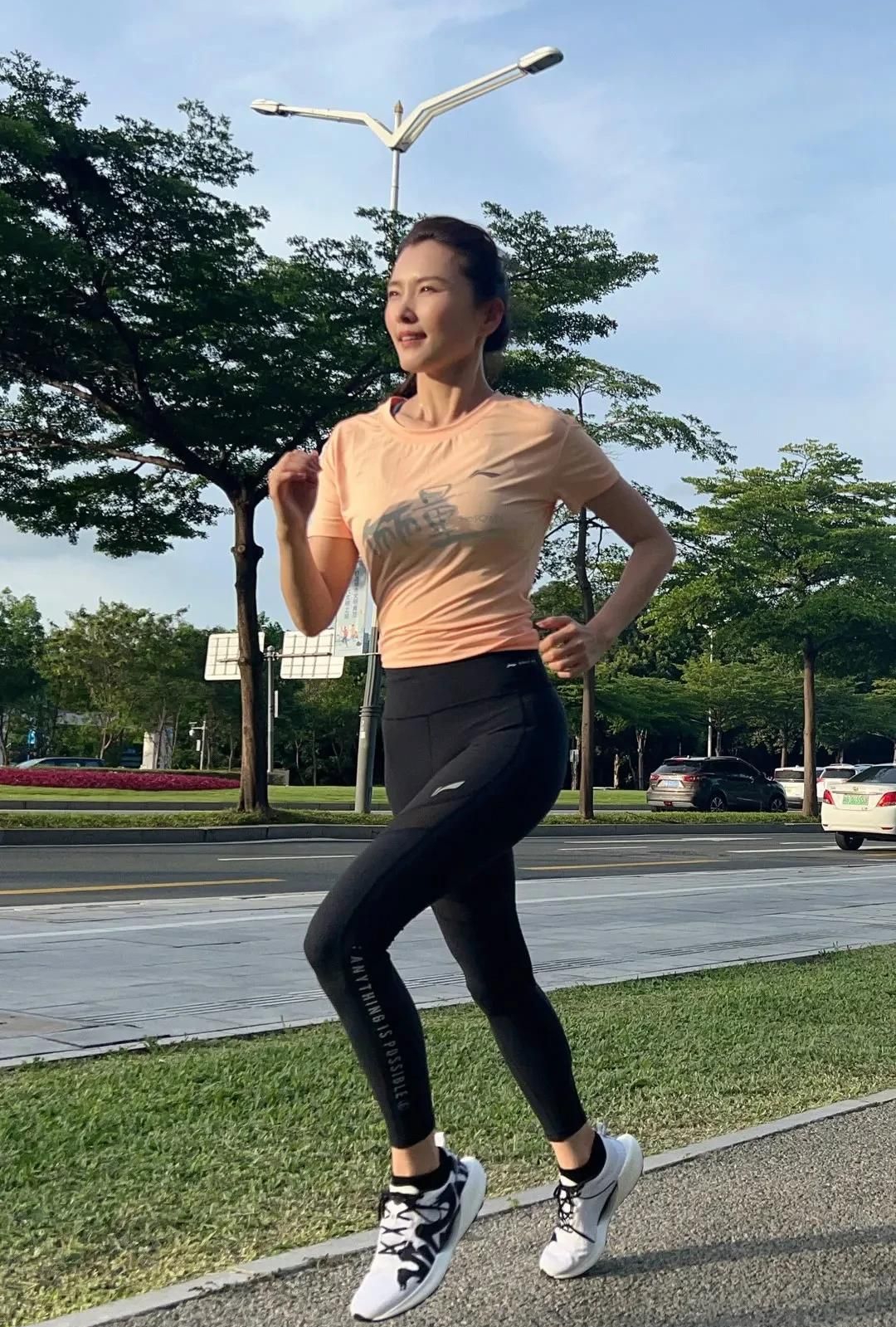 徐洁儿高清魅力写真美艳动人