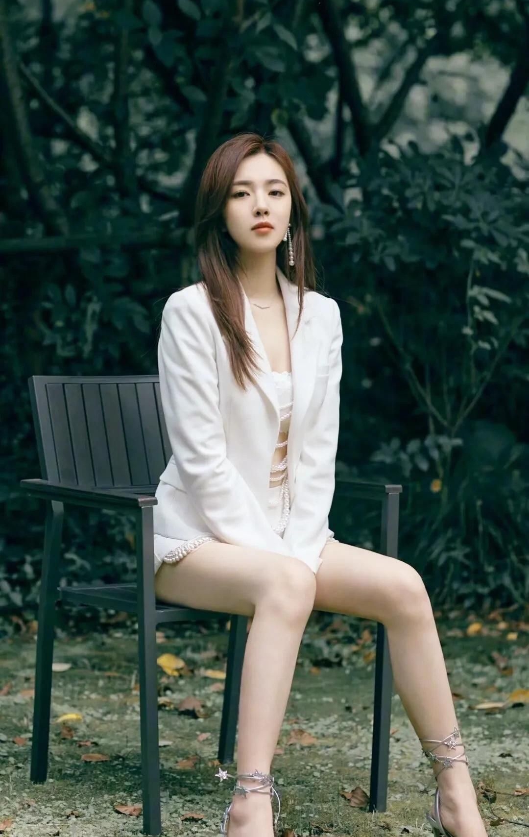 王晓晨高清魅力写真,优雅迷人!_高清图集_新浪网