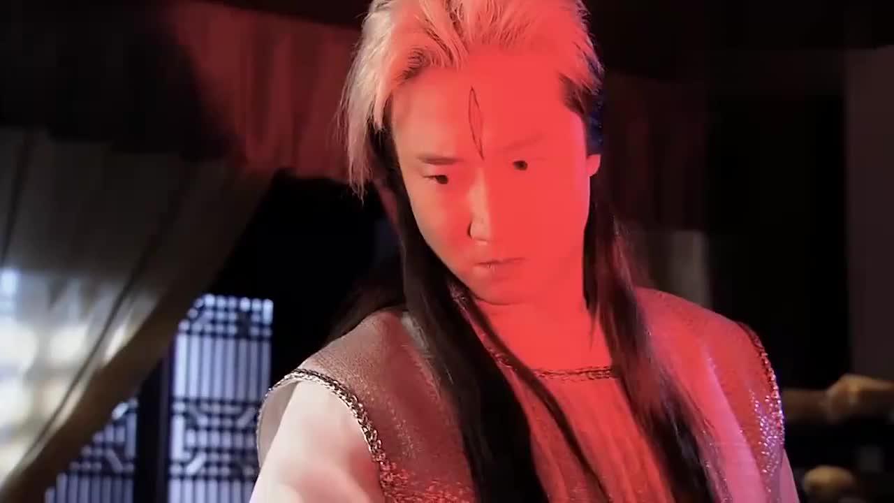 活佛济公:魔化萧遥要杀了广亮,不料关键时刻必清赶来,真惊险