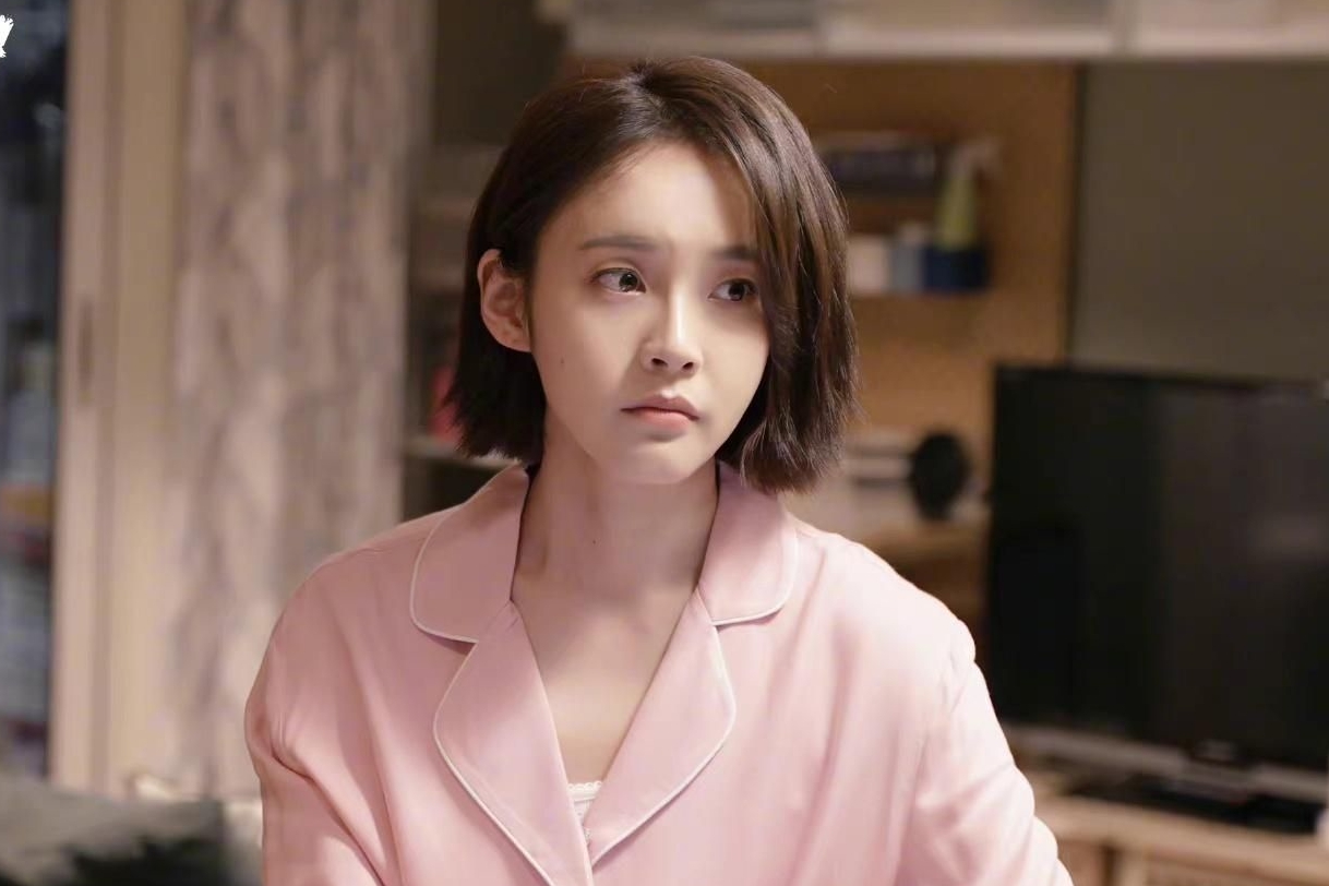 张佳宁:《欢乐颂3》朱喆是“人间清醒”演技让人眼前一亮|欢乐颂第三季|尴尬|张慧雯|江疏影|客房部_新浪新闻