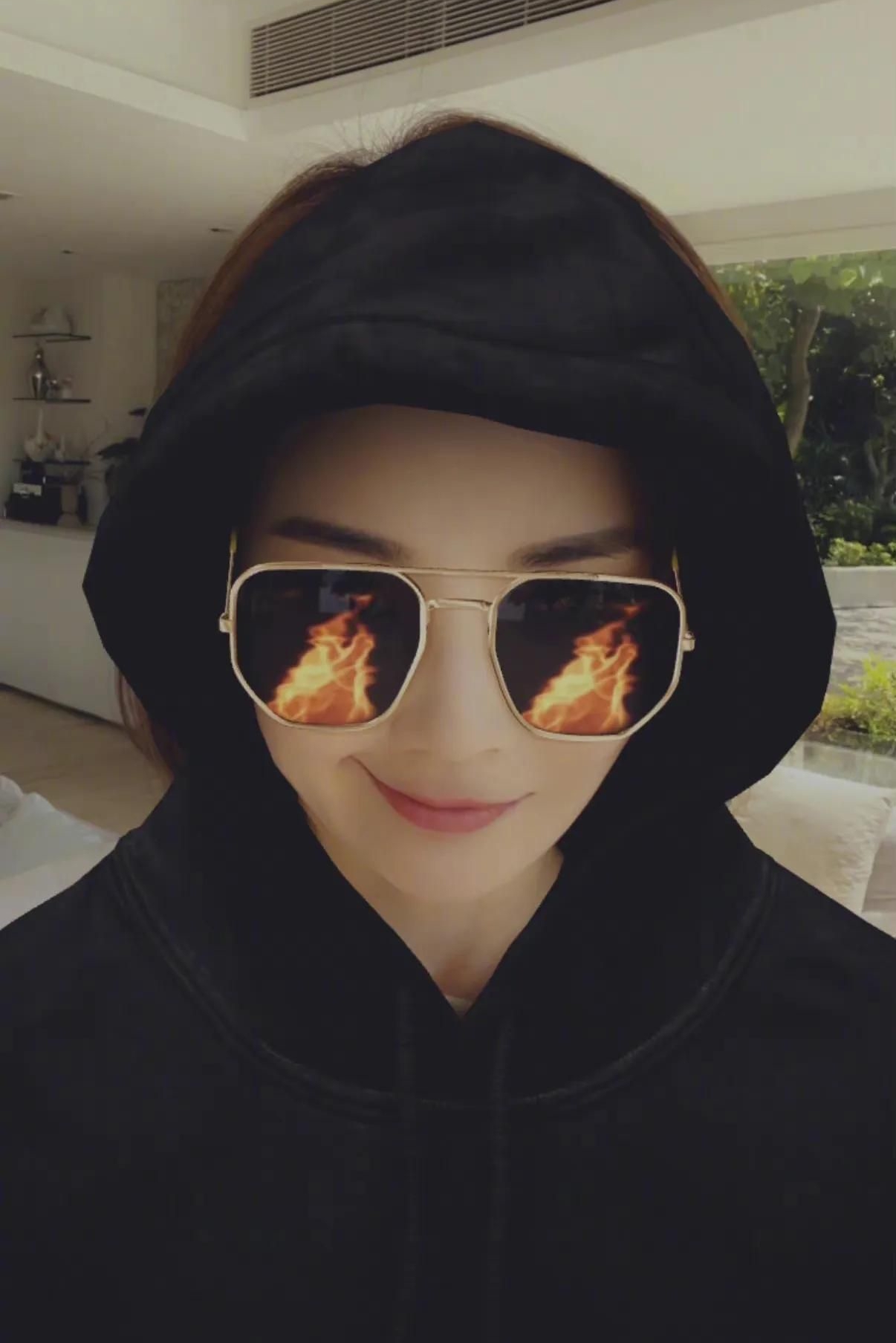 阿sa晒土味自拍古怪精灵楚楚动人