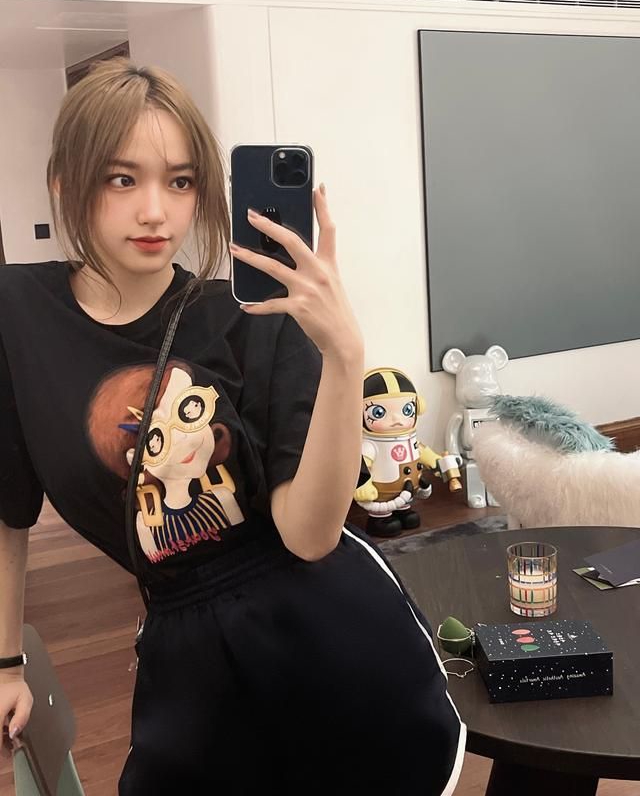 程潇优雅休闲生活照!_高清图集_新浪网