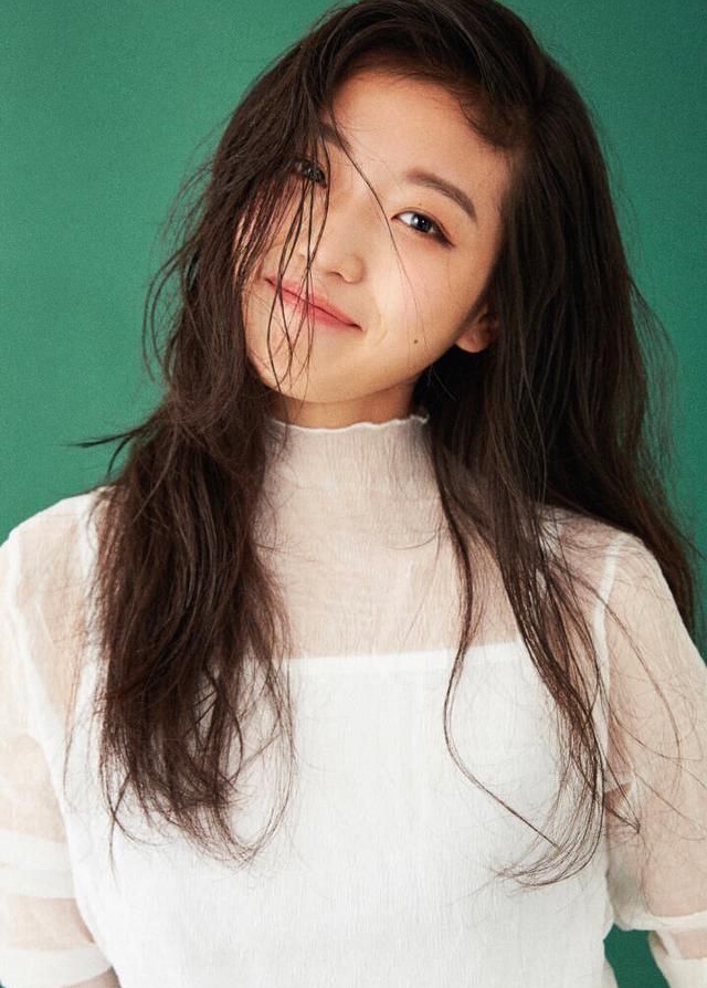 孙千肤白貌美极品女神唯美清纯