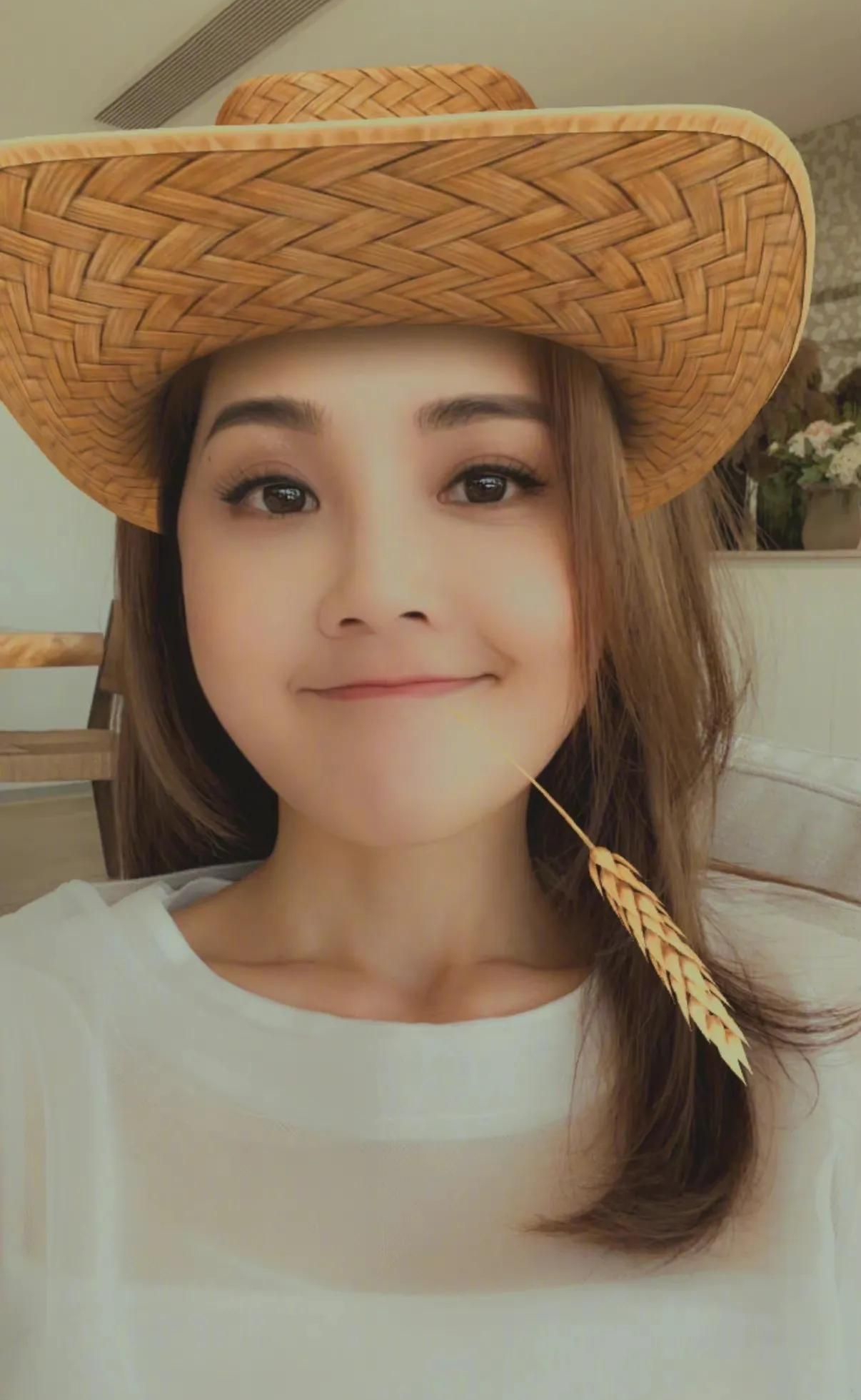 阿sa晒土味自拍,古怪精灵,绚丽多彩!