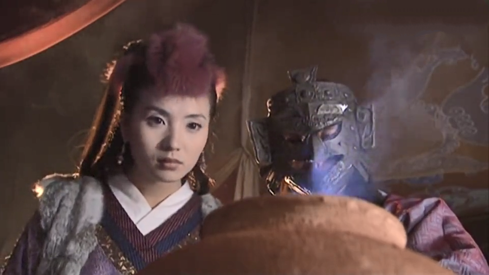 《天龙八部》冰蚕不愧武林至毒,游坦之以手养蛊,转眼化成冰人