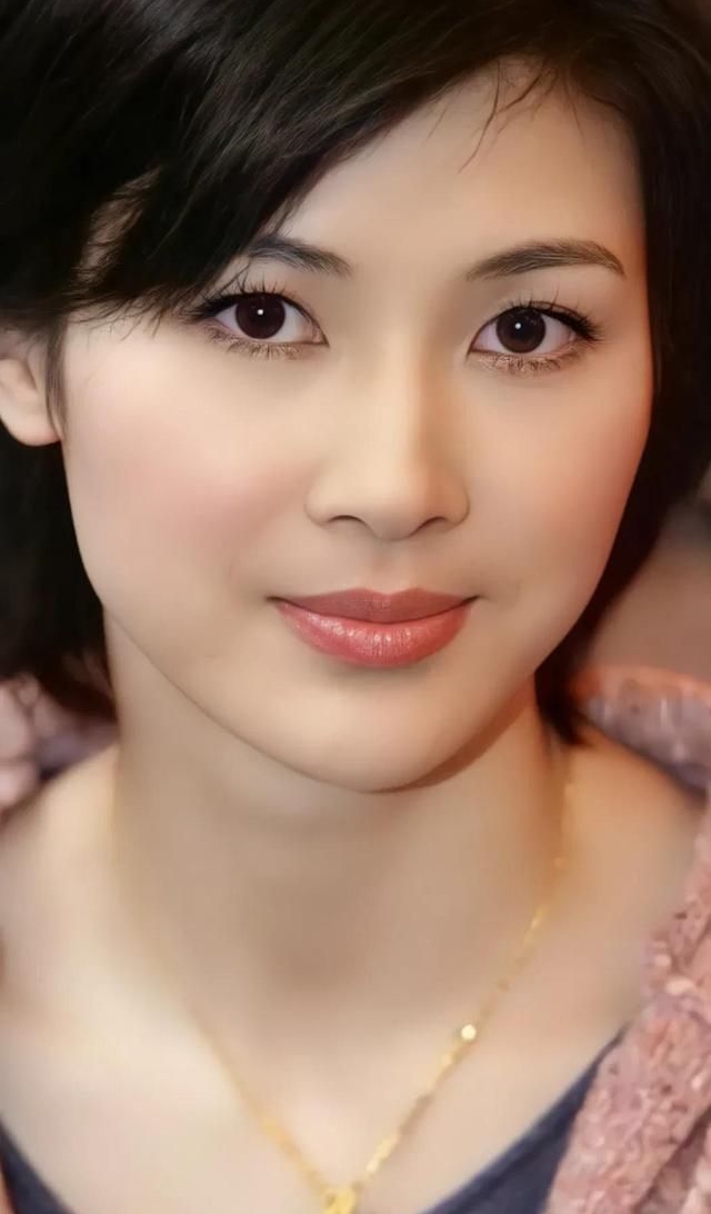 童蕾:眉清目秀,千娇百媚!__财经头条