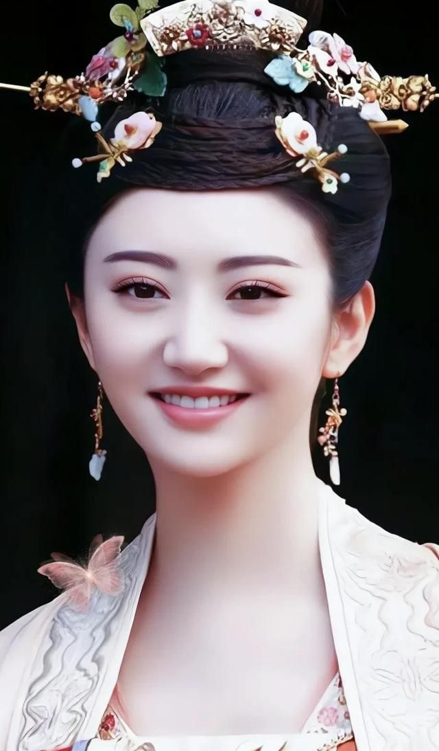 景甜仙姿玉貌,美若天仙!__财经头条