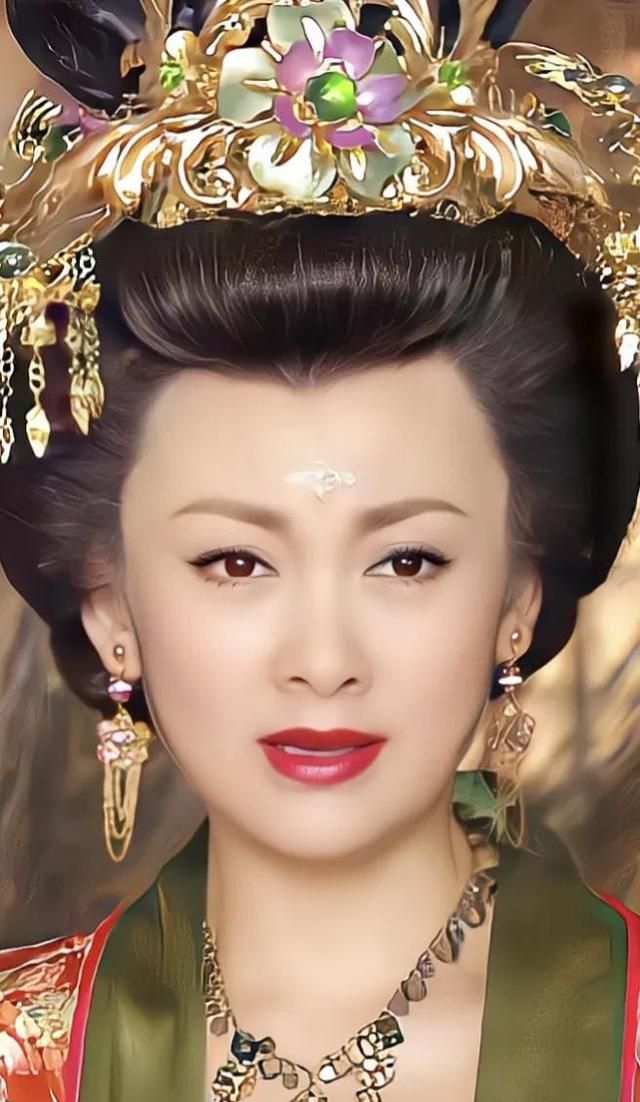 张咏琪清丽脱俗,明眸皓齿!_高清图集_新浪网