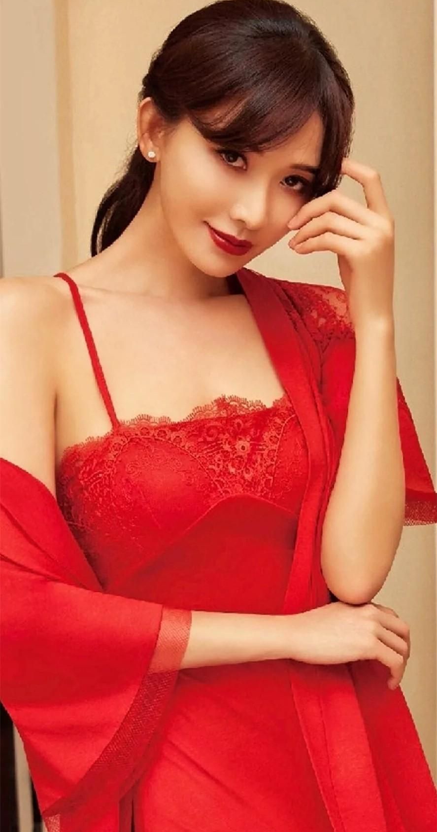 林志玲婀娜多姿绝美写真,美艳动人!