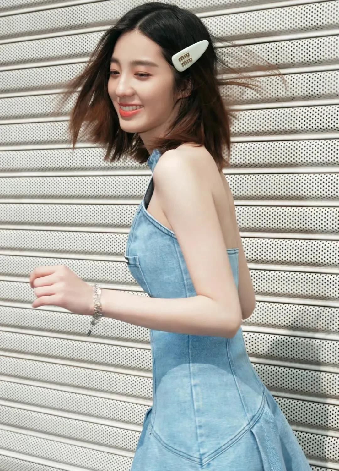 万鹏高清魅力写真,优雅迷人!_高清图集_新浪网