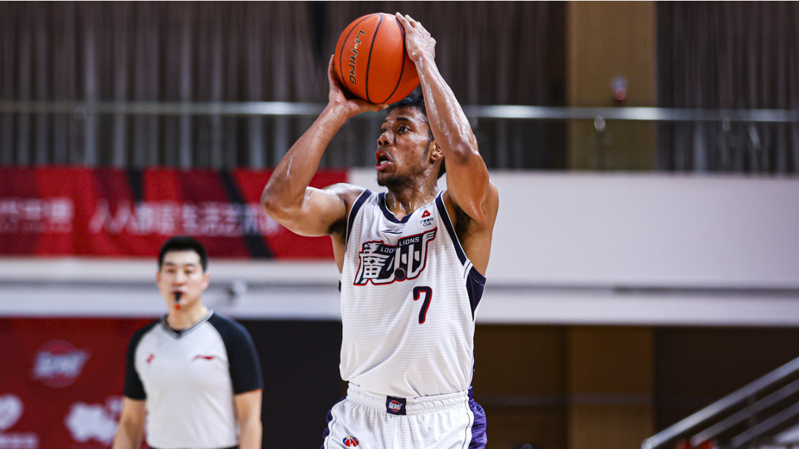 独家对话祝铭震:战广东输在细节把控,窗口期针对投篮稳定性训练