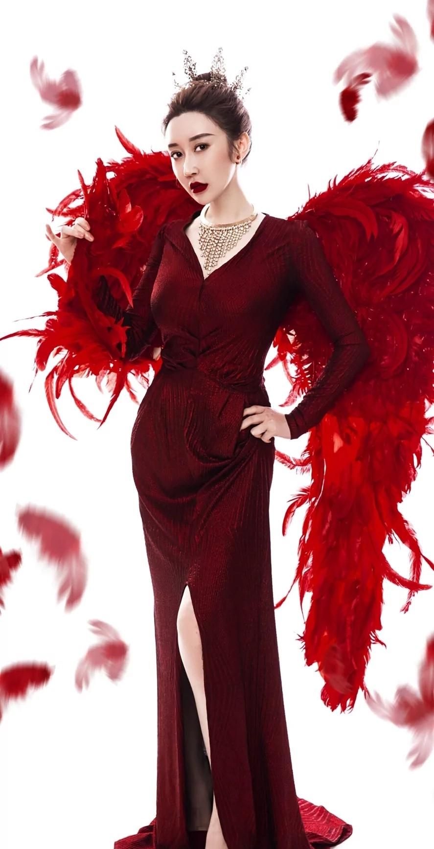 姜彦希婀娜多姿冷艳写真,惊艳迷人!_高清图集_新浪网