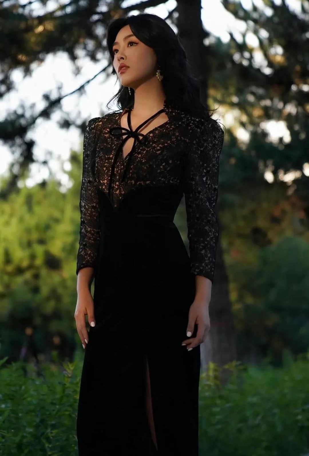 余薇薇高清美艳写真,明艳动人!__财经头条