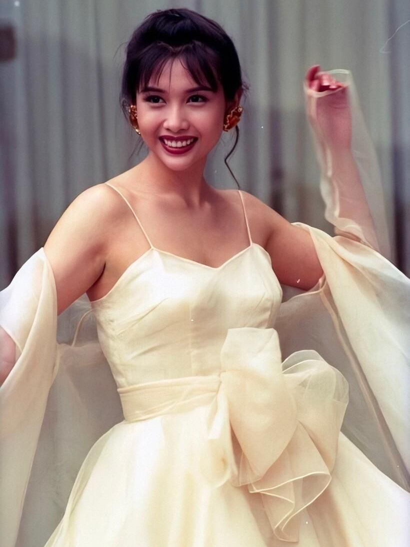 邱淑贞:清纯甜美,灵动温柔 !