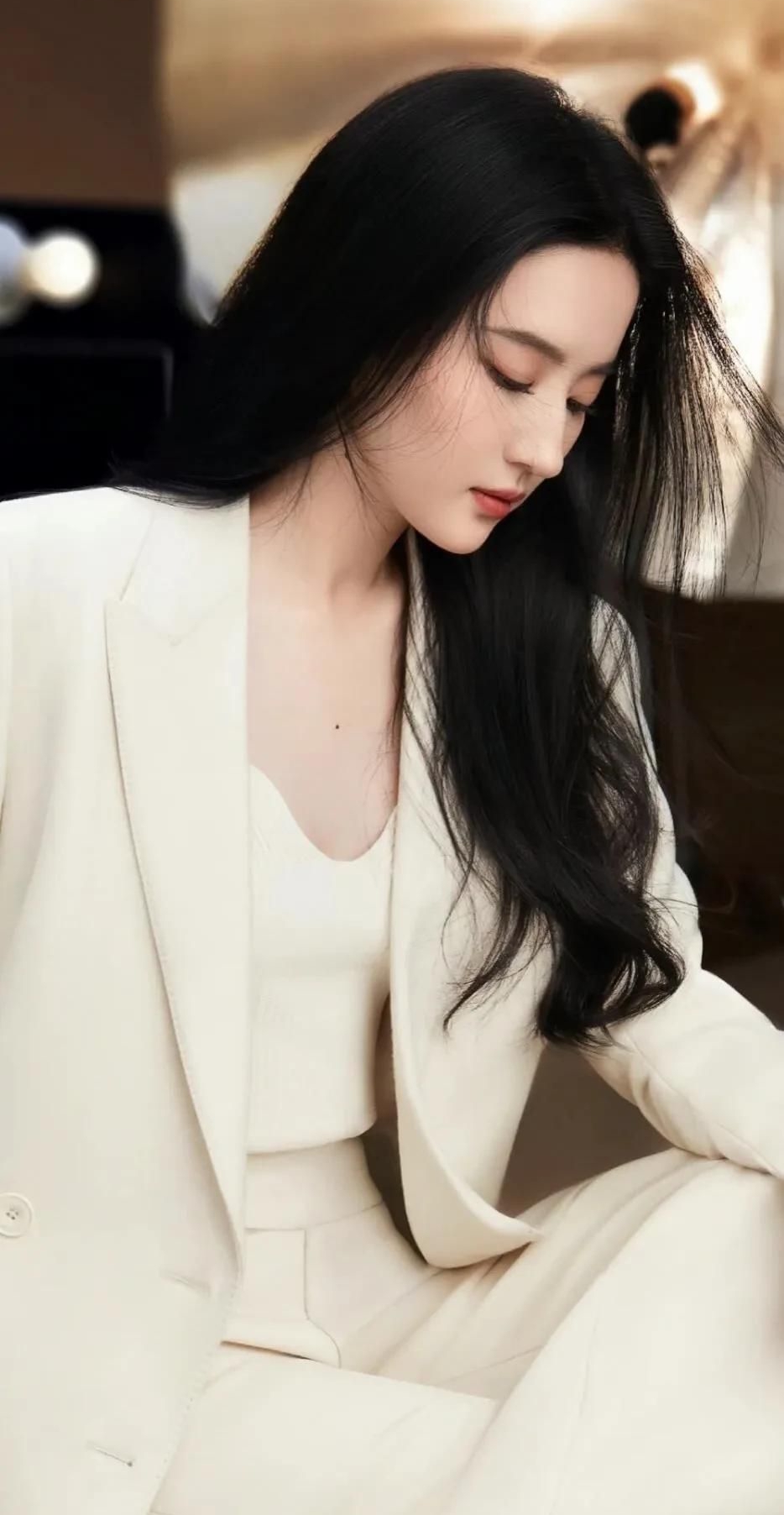 刘亦菲清纯绝美俏丽写真,惊艳迷人!_高清图集_新浪网