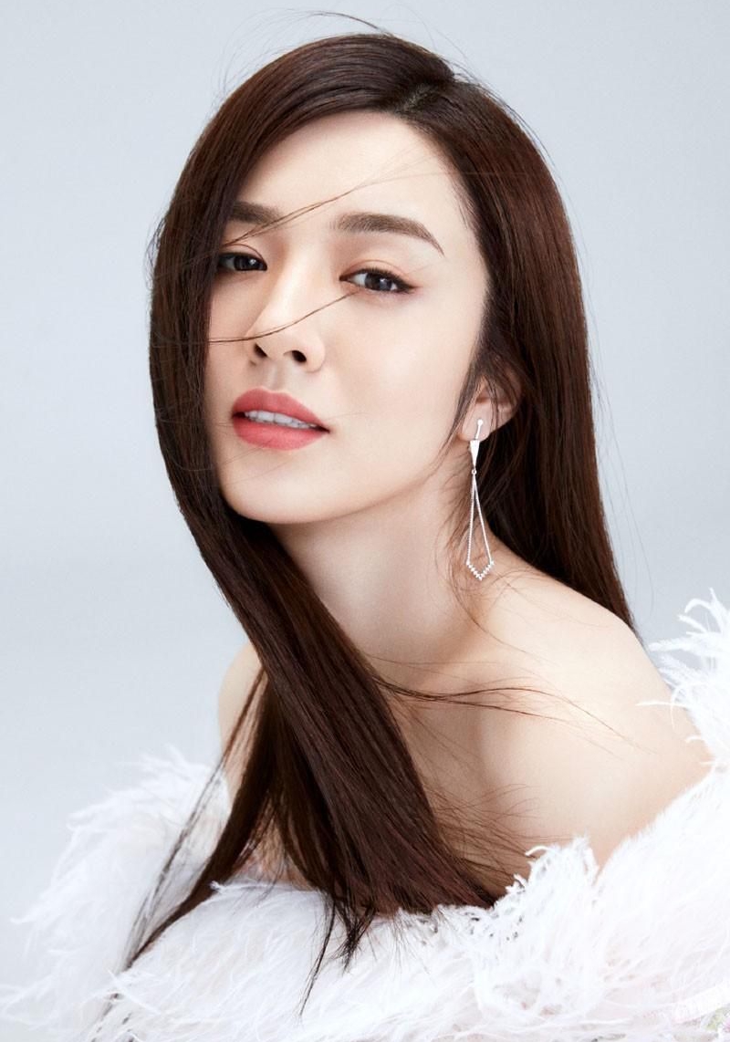 晓晨优雅写真照,清纯甜美,娇俏可爱!