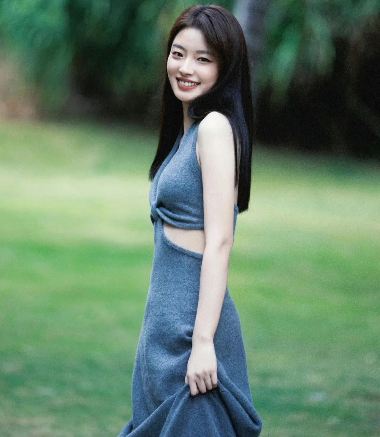 温柔恬静的徐若晗,明艳妩媚,魅惑撩人!