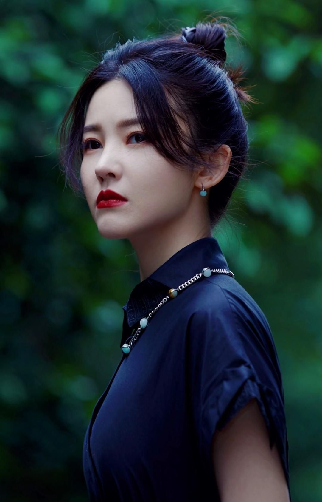 杨子姗高清淡雅时尚写真楚楚动人