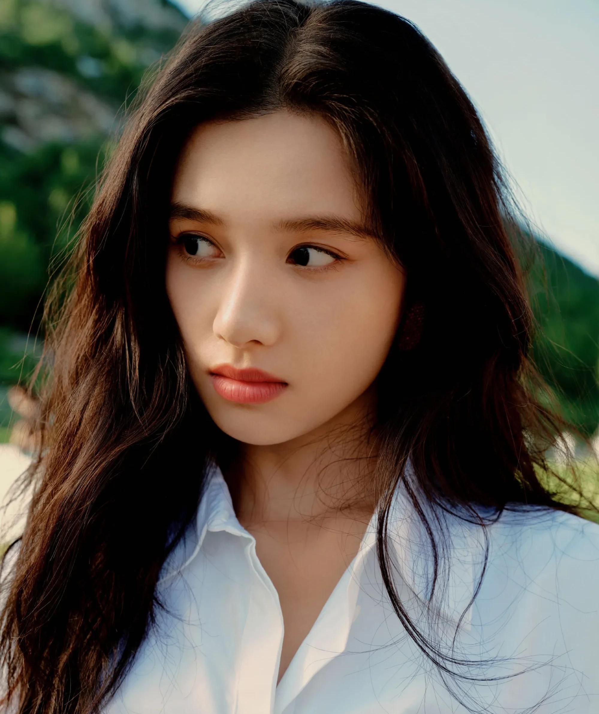 张婧仪:唯美清纯,肤白貌美,温婉可人!