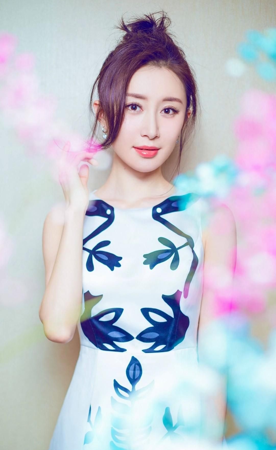 舒畅高清淡雅时尚写真楚楚动人