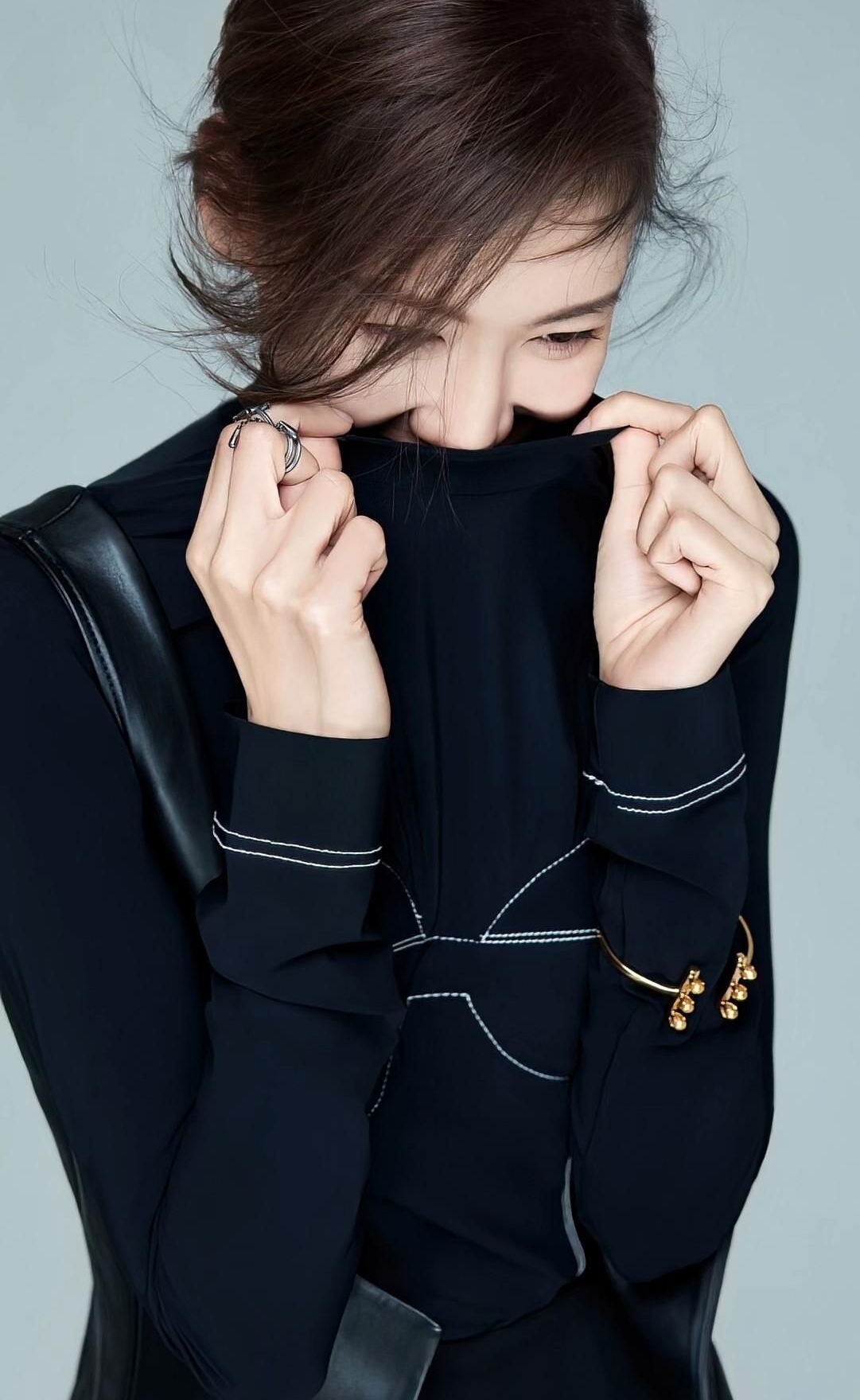 高露粉嫩佳人明艳写真,魅力可人!__财经头条